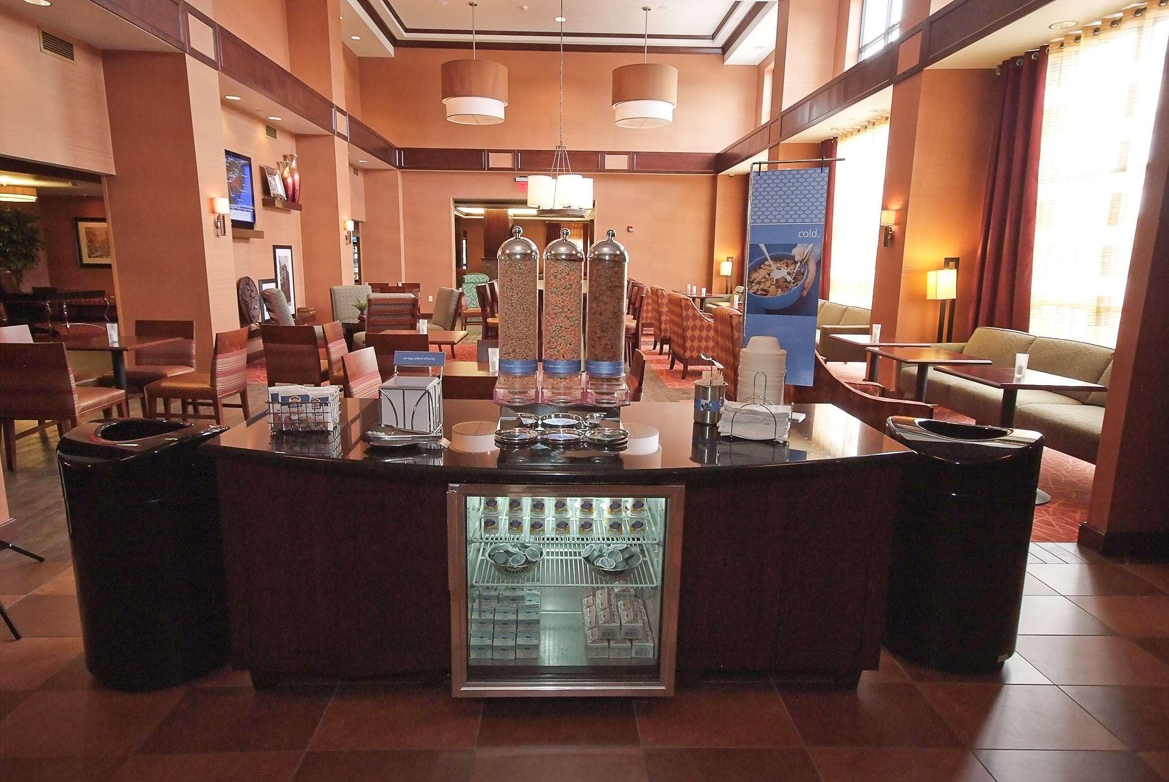 Hampton Inn & Suites Vineland Restaurant foto